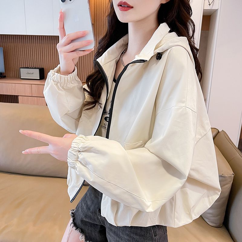Chaqueta corta con capucha par - Italy Fashion Street reseña y precio
