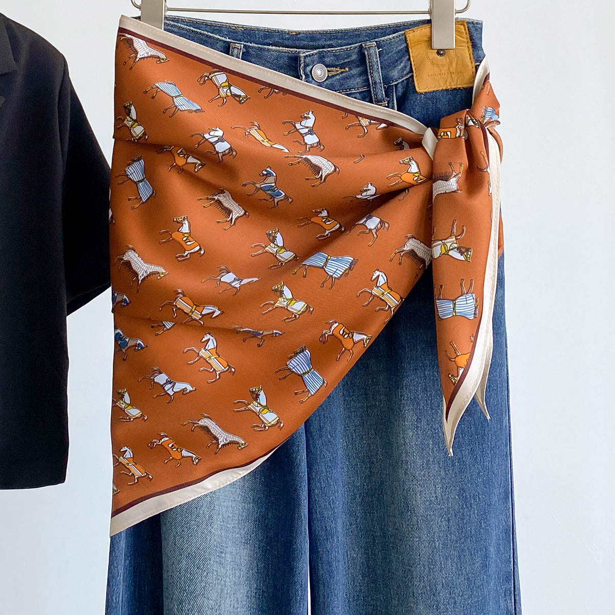 Pañuelo Triangular de Satén Mo - Bandana Multi Way reseña y precio